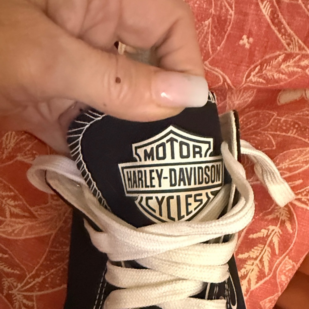 Harley-Davidson Black & White Michelle Low-Top Sneakers - Picture 3 of 7